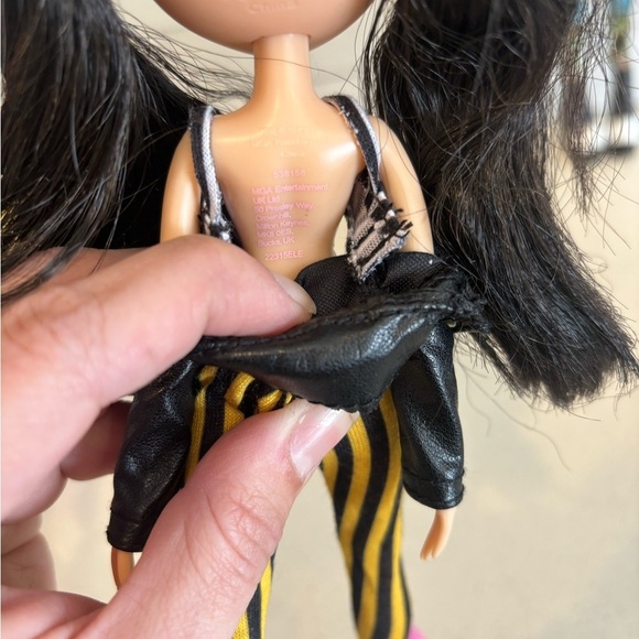 BRATZ Jade Doll  I Love Stripes Leather Jacket Toy Girls Kids - Picture 5 of 5